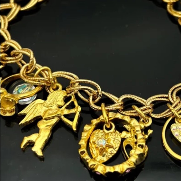 Kirks Folly charm bracelet crystal gold rings hearts cherubs dangles -Bnwot - Picture 5 of 15